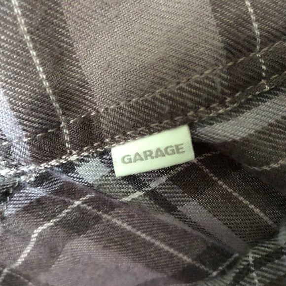 *GARAGE* button down shirt - Picture 4 of 6